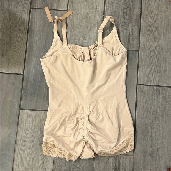 SHAPELLX Shapewear for Women Tummy Control Half Body - Picture 6 of 7